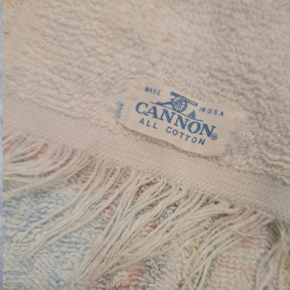 VTG 70s Cannon Red Riding Hood Cotton Bath Towel 22x36" USA‎ Decorator Storybook - Picture 4 of 4